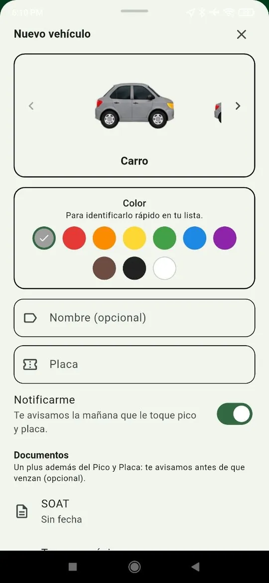 Formulario de la app para agregar un vehículo (carro o moto) con su placa y activar el aviso de Pico y Placa